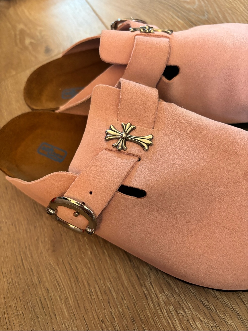 BABY PINK SUEDE CHROME HEARTS BIRKENSTOCK